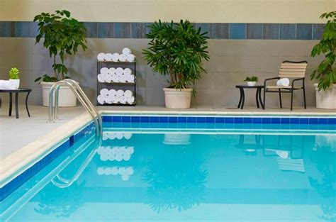 11 Hotels with Indoor Pools in Birmingham, AL