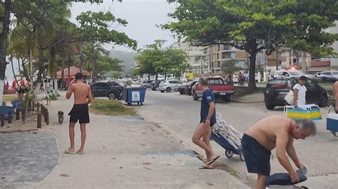 Olha O Jeito Que Est A Praia Grande Em Ubatuba Sp Faltando Dias