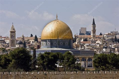 Temple mount in Jerusalem Stock Photo by ©evgeshag 7592156