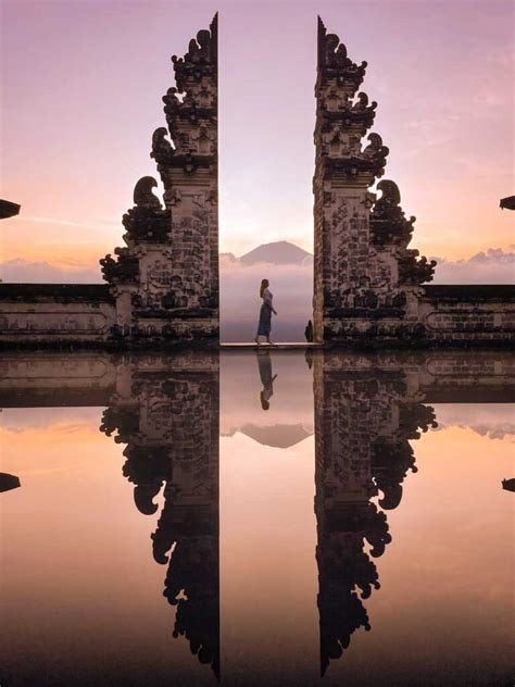 Thailand S Gates Of Heaven Lure Tourists Away From Bali Thailand Bookings