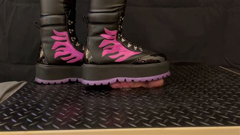 Shoes Fishnets Footjobs Shoejobs CBT Ballbusting Nude Pics XHamster