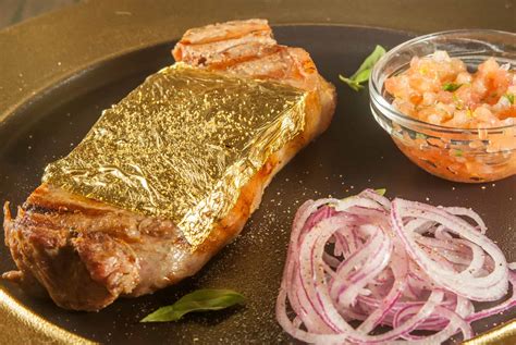 nusr  restaurant  dubai  steakhouse   world