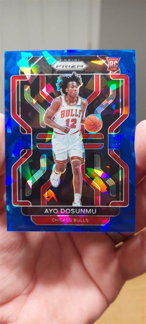 2021 22 Panini Prizm Ayo Dosunmu Blue Cracked Ice 125 Chicago Bulls