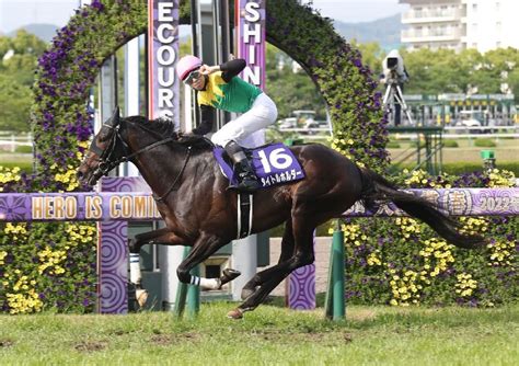 【天皇賞】7馬身差圧勝タイトルホルダー また逃げ切りを決めた横山家のdnaと、秋への期待 日刊ゲンダイ競馬