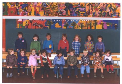 Photo de classe Maternelle 2 ème année de 1977 Ecole Florian Ferney