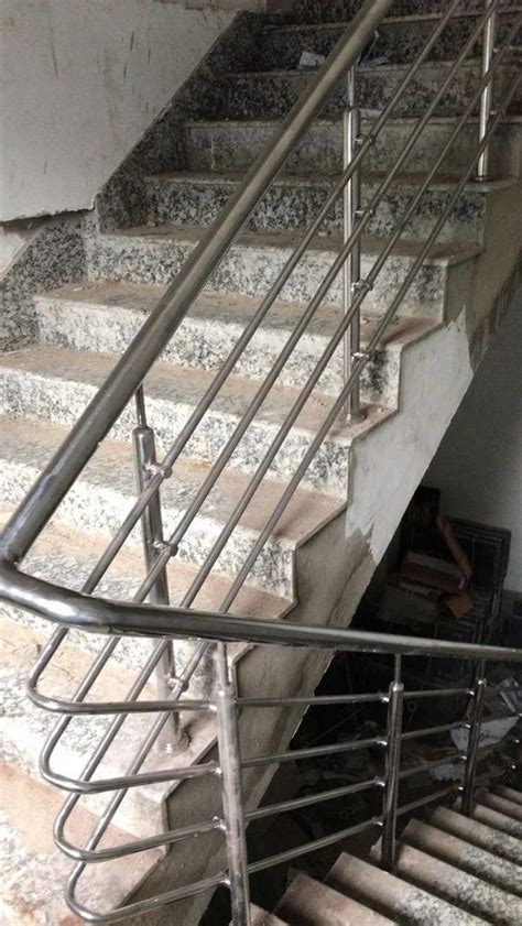 Polished Steel Staircase Railings At Rs Feet In Kolkata Id