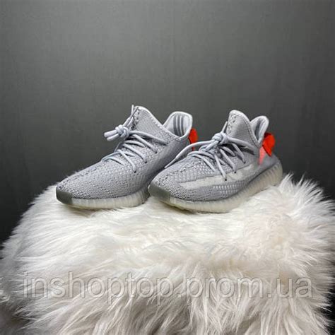 Женские кроссовки Adidas Yeezy Boost 350 V2 Tail Light (Адидас Изи Буст ...