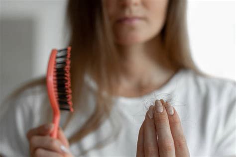 Caída Del Pelo En El Postparto Por Qué Se Produce Y Cómo Evitarlo