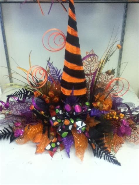 It's a lot easier than it looks to make this DIY Halloween witch hat ...