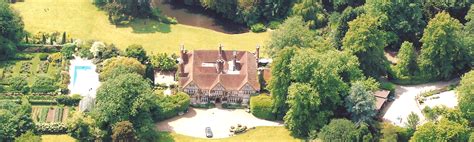 Pashley-Manor-Gardens-aerial-view - Pashley Manor Gardens