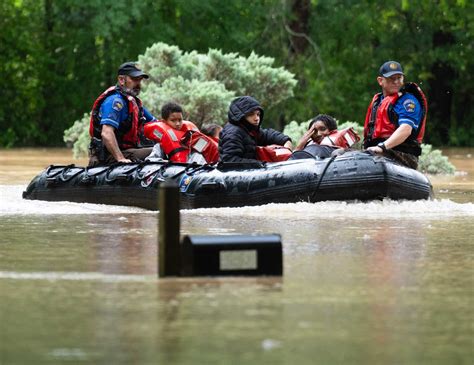 Houston road closures: TranStar reports high water after dam release