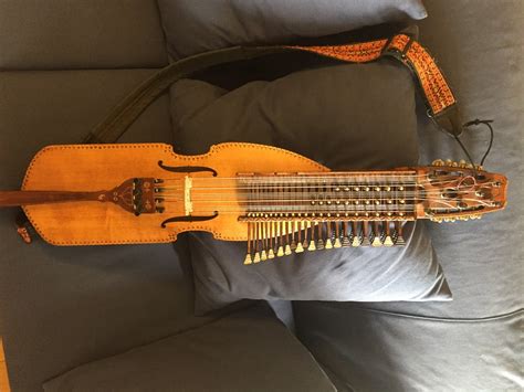 New Nyckelharpa! – olov johansson