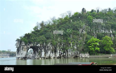 Elephant Trunk Hill - Guilin, China Stock Photo - Alamy