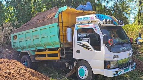 Mobil Dump Truck Isuzu Jomplang Tanah Timbunan Full Bak Youtube