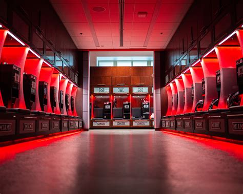 Miami University - The Miami University Outdoor Pursuit Center offers a