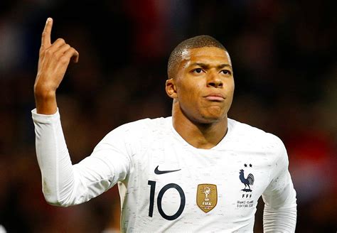 Kylian Mbappé Alter Verhandlungen Zwischen Real Madrid Und Psg Bleibt