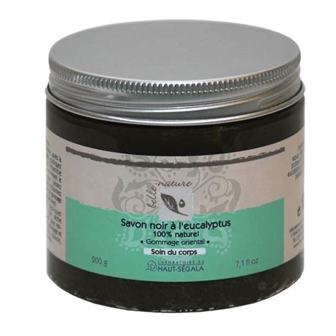 Savon Noir à l Eucalyptus Gommage Naturel Peaux sensibles et acné