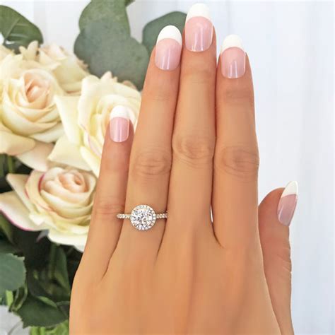 1.5 ctw Classic Round Halo Engagement Ring – Tiger Gems