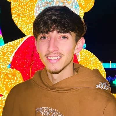 simplistic net worth 2021