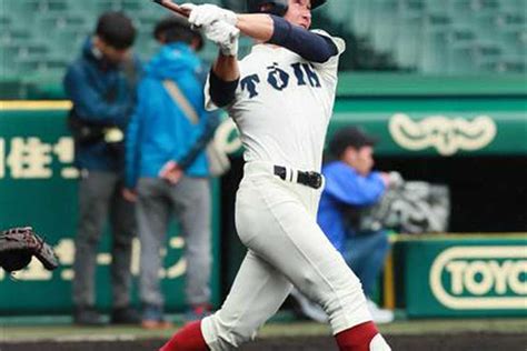 大阪桐蔭・藤原が聖地弾！右膝痛から回復アピール「甲子園でmaxに」／センバツ（1 2ページ） サンスポ