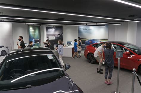 Tesla opens new dedicated showroom in Millenia Walk | Torque