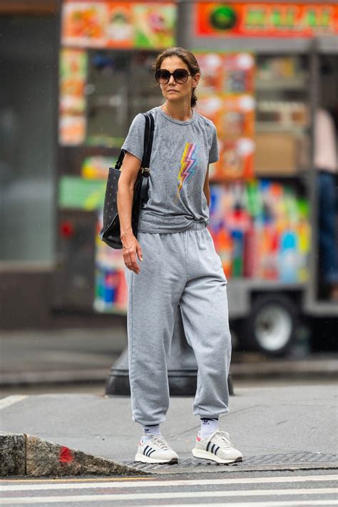 Gray Sweatpants Season 2
