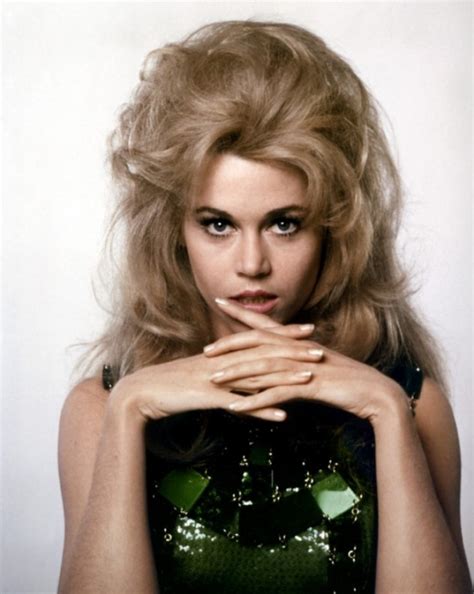 The Most Iconic Hairstyles & Stars of the 1960s - Wardrobe Trends ...