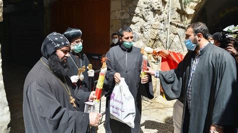 Pasqua Orientale Nel Santo Sepolcro Il Rito Del Fuoco Sacro Visto Da