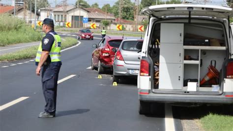 UPRAVO Sudar dvaju vozila jedna osoba ozlijeđena