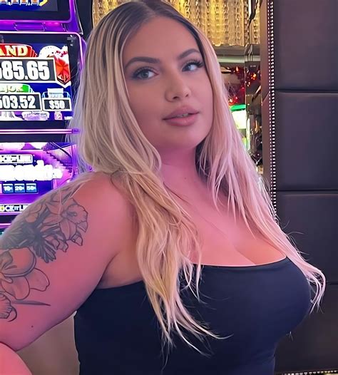 Amandaxo (Amanda XO) Wiki, Age, Height, Videos, Biography, Boyfriend