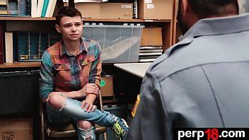 Petty Theft The Suspect 19 Year Old Boy XVIDEOS
