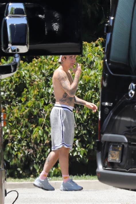 Hailey And Justin Bieber Playing Basketball Together In Beverly Hills