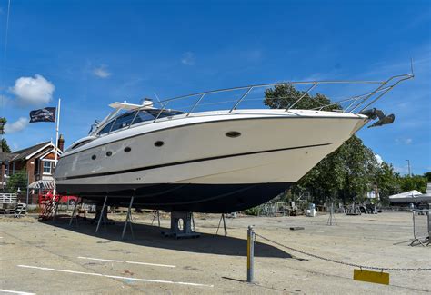 Used Sunseeker Camargue 50 In Hampshire INautia