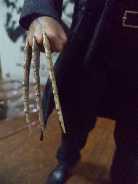 Angels And Summer Hot Toys The Wolverine Review