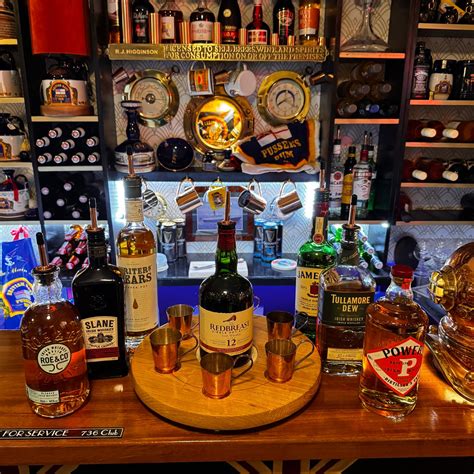 Irish Whiskey Tasting Flight Six Premium Whiskey’s Gift Voucher – The