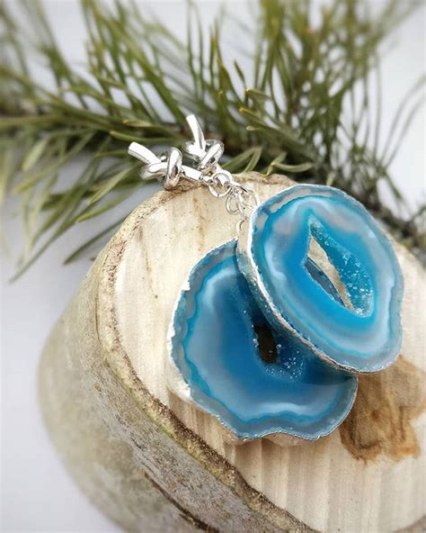 Handmade Jewelry panosundaki Pin