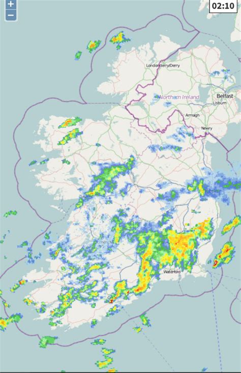 'Mini tornado' hits Ireland as emergency services rush to scene ...