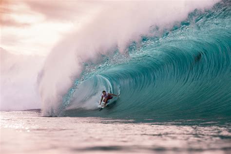Hawaii Surf Highlights 2013/14 | The Perfect Wave