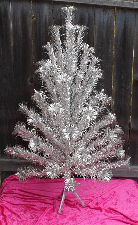 20 Silver Aluminum Christmas Tree