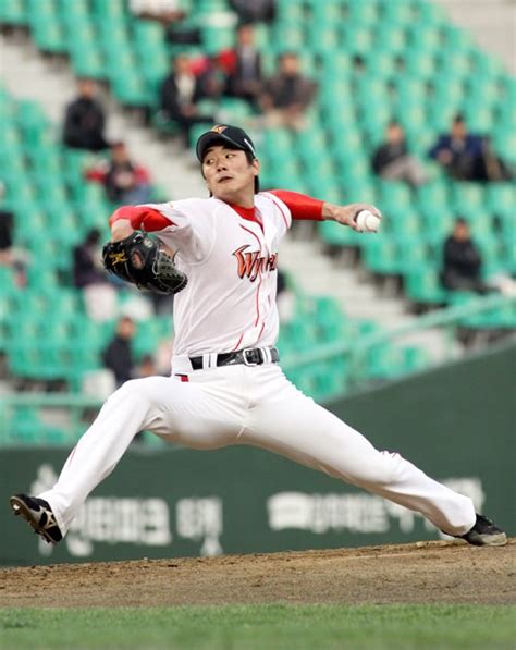 첫 실전 김광현 2이닝 2실점 최고구속 145km 네이트 스포츠