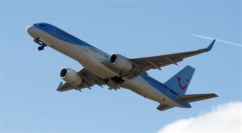 G OOBH Thomson Airways Boeing 757 236 WL G OOBH Departs B Flickr