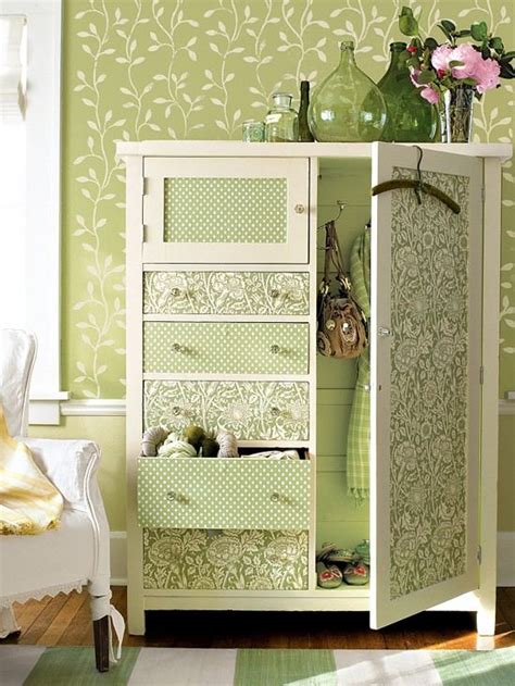 Shabby Chic furniture and colors