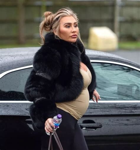 Pregnant Lauren Goodger Pictured With New Blonde Locks After Bleaching