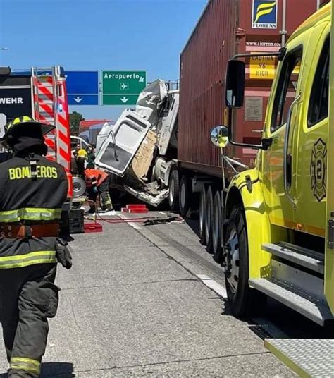 Accidente M Ltiple En La Araucan A Dos Camiones Y Un Auto Colisionaron