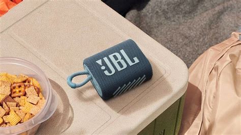 Колонки JBL: какая акустика самая лучшая по звуку? Характеристики ...