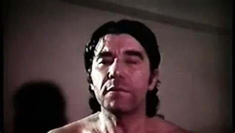 Greek Porn Stin Glyfada Ena Krevati Gia Pente Xhamster