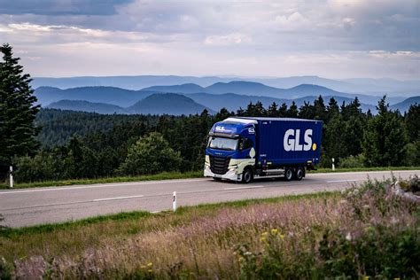 Nachhaltigkeit Gls Setzt Vier Lng Lkw Bei Der Zustellung Im