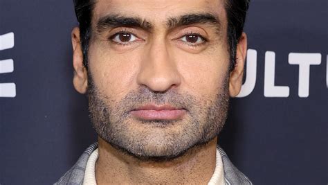 Kumail Nanjiani Recounts His Touching First Snl Experience