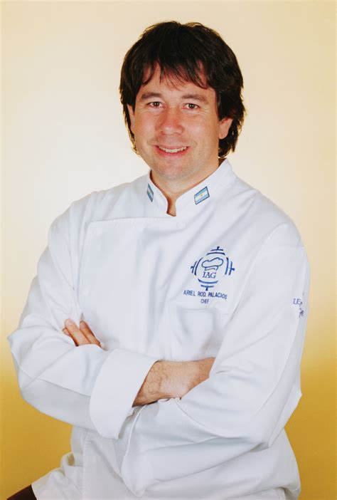 Entrevista al chef televisivo Ariel Rodríguez Palacios | The Gourmet