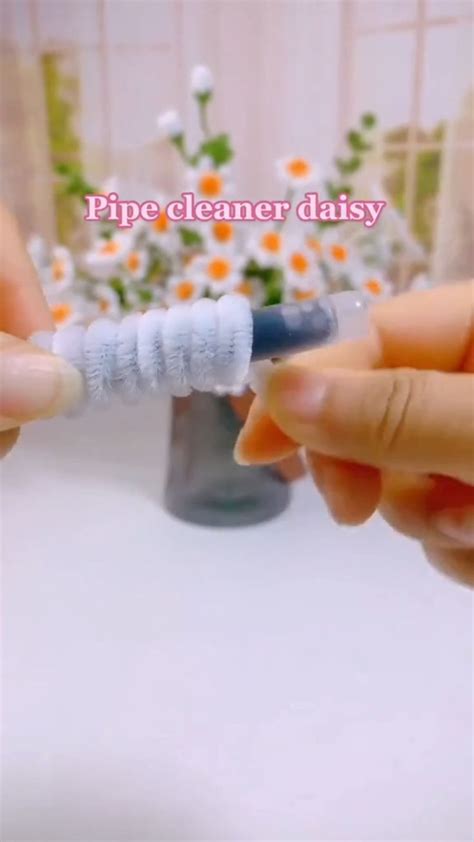 Handmade Diy Pipe Cleaner Daisy Flowers In Pipe Cleaner Diy